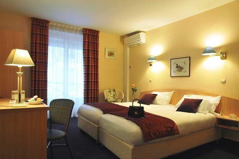 Hotel Kabanel By Happyculture Париж Екстериор снимка